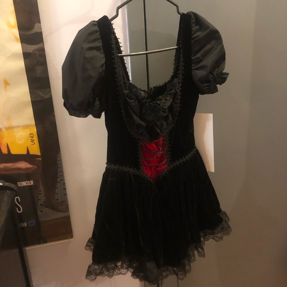 Jeannie Nitro goth maiden dress, new with tags size medium
